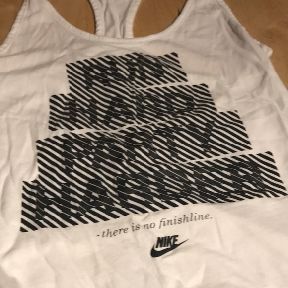 Pair of two muscle tees - Picture 4 of 5